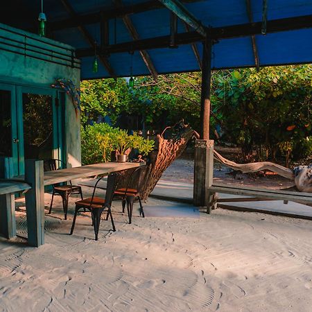 ホテル Mi Lugar Maldives Nolhivaranfaru エクステリア 写真