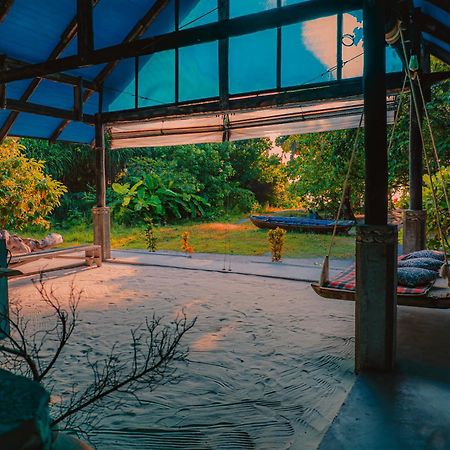 ホテル Mi Lugar Maldives Nolhivaranfaru エクステリア 写真