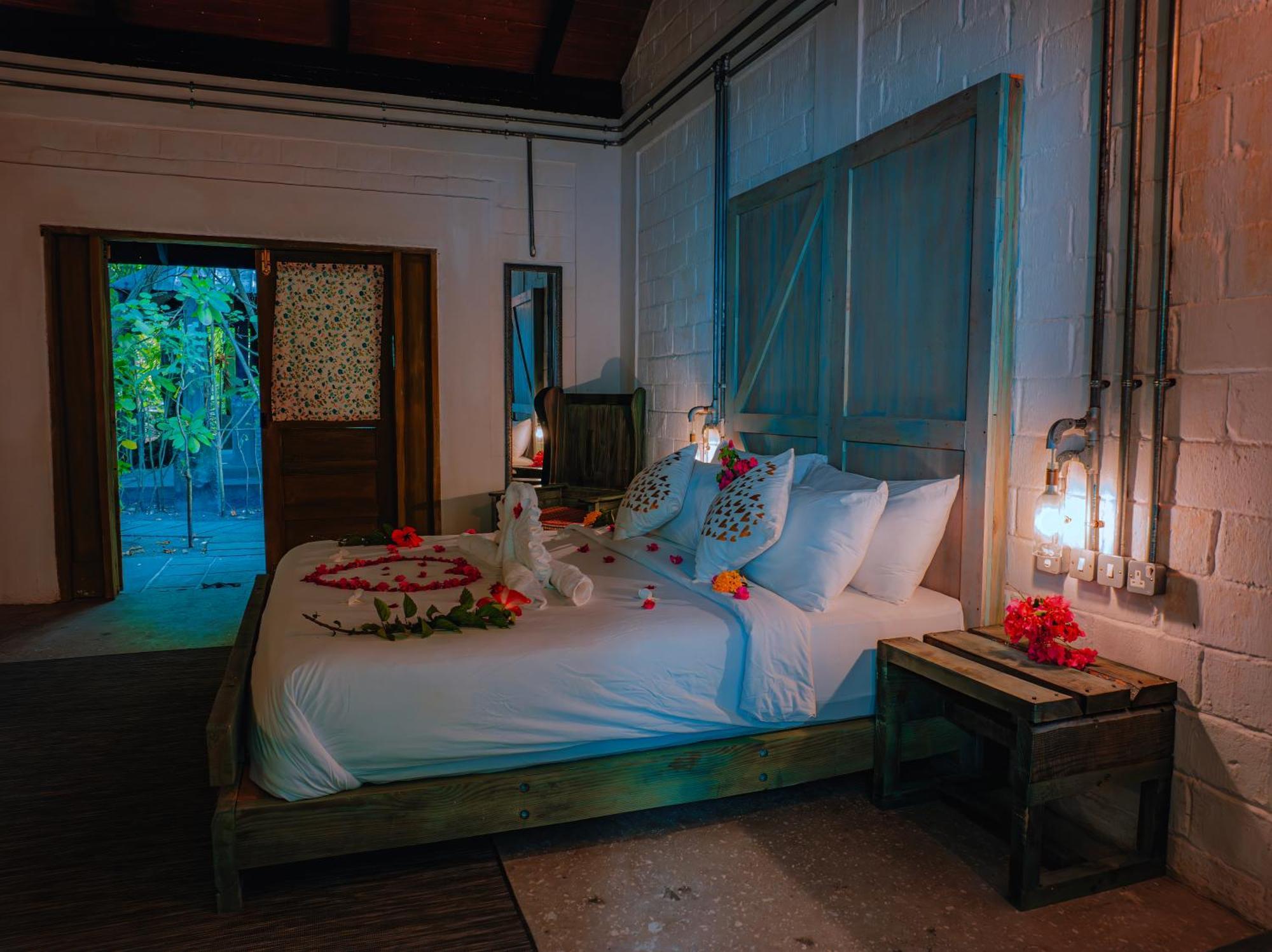 ホテル Mi Lugar Maldives Nolhivaranfaru エクステリア 写真